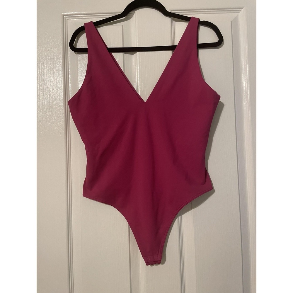 Babaton Contour Bodysuit Womens XL Pink V Neck Lined Snap Gusset Stretch